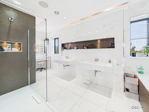 Photo 22- click for photo gallery